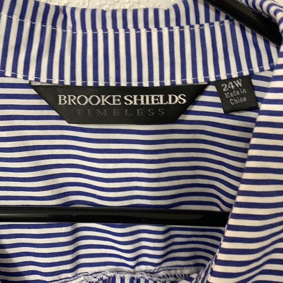 Blouse blue whit stripe   I have black and white also - Picture 3 of 5